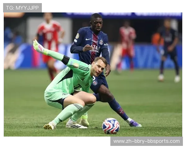 法甲进攻场面精彩片段解析及战术布局分析